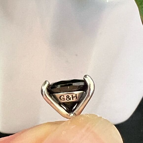 Stunning Grace and Heart Straight Up Black Swarovski Crystal Stud Earrings - Picture 7 of 7